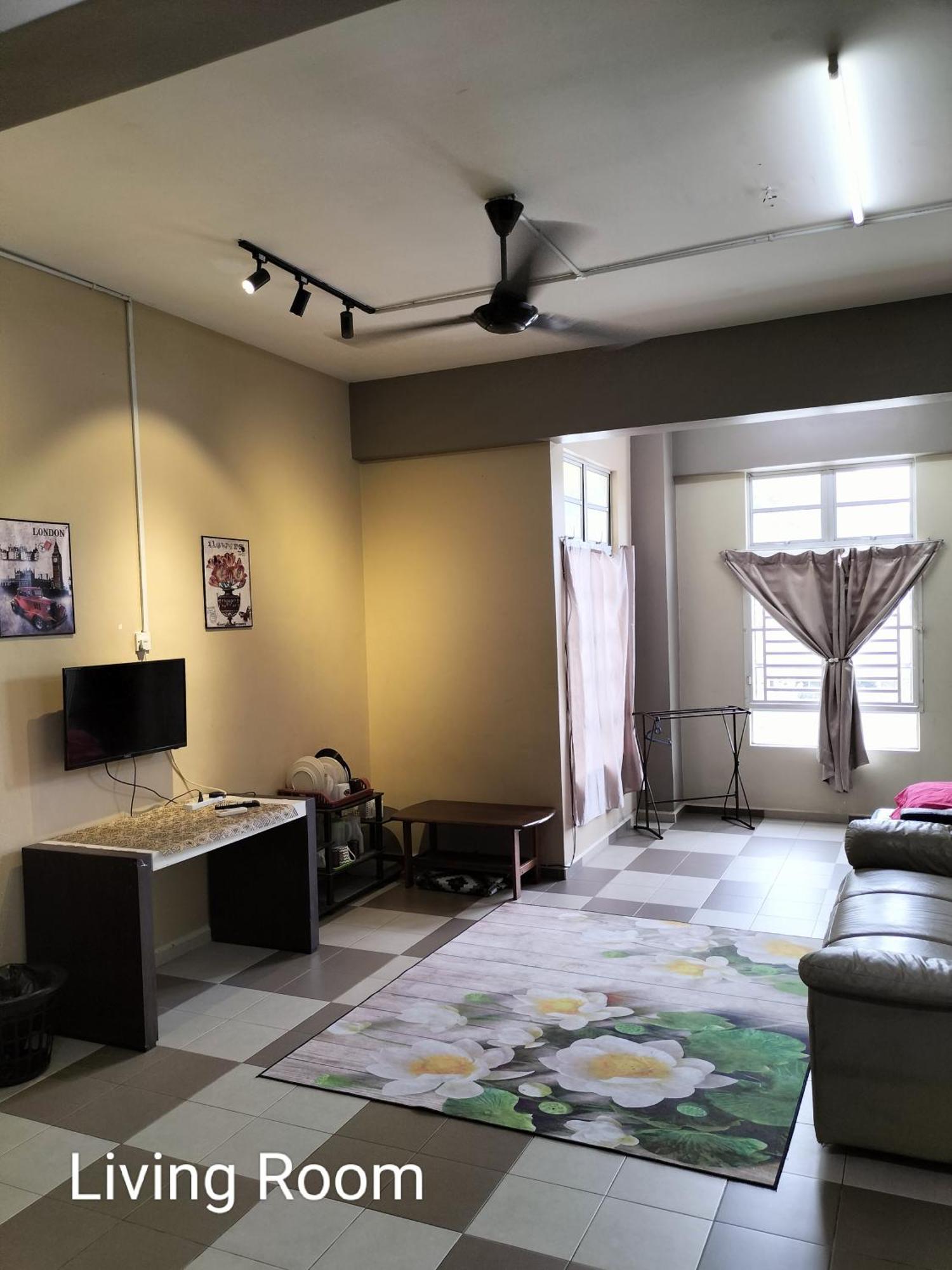 Ulfah Mersing Room photo