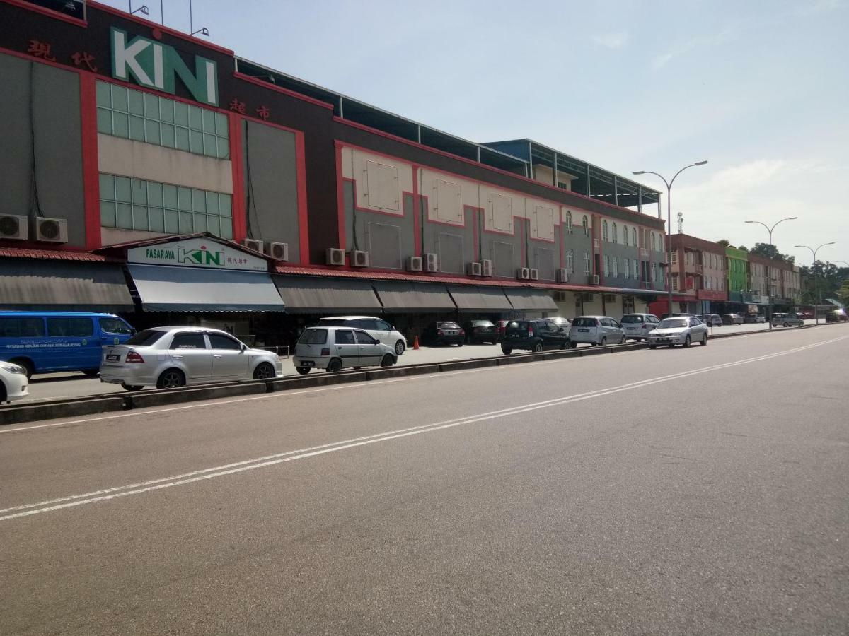 Ulfah Mersing Exterior photo